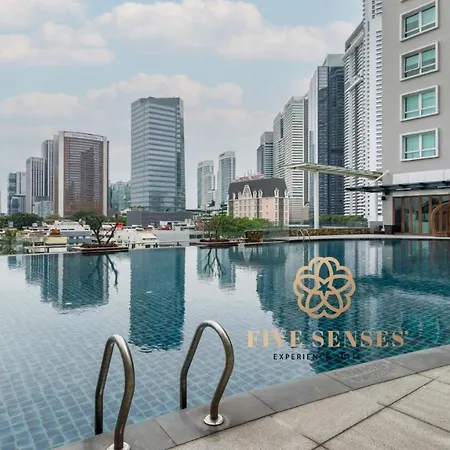 Dua Sentral Kuala Lumpur, Roam公寓